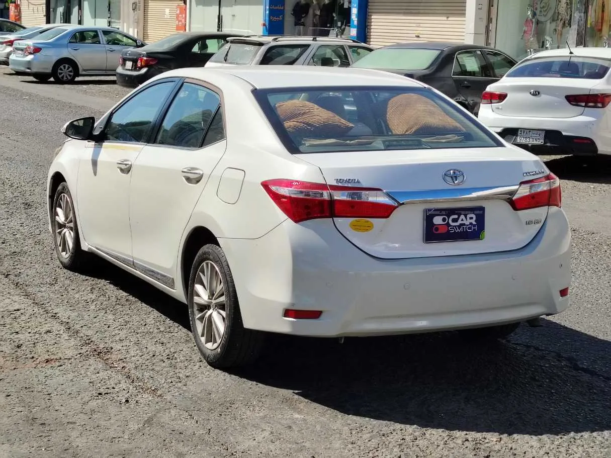 Car image 7
