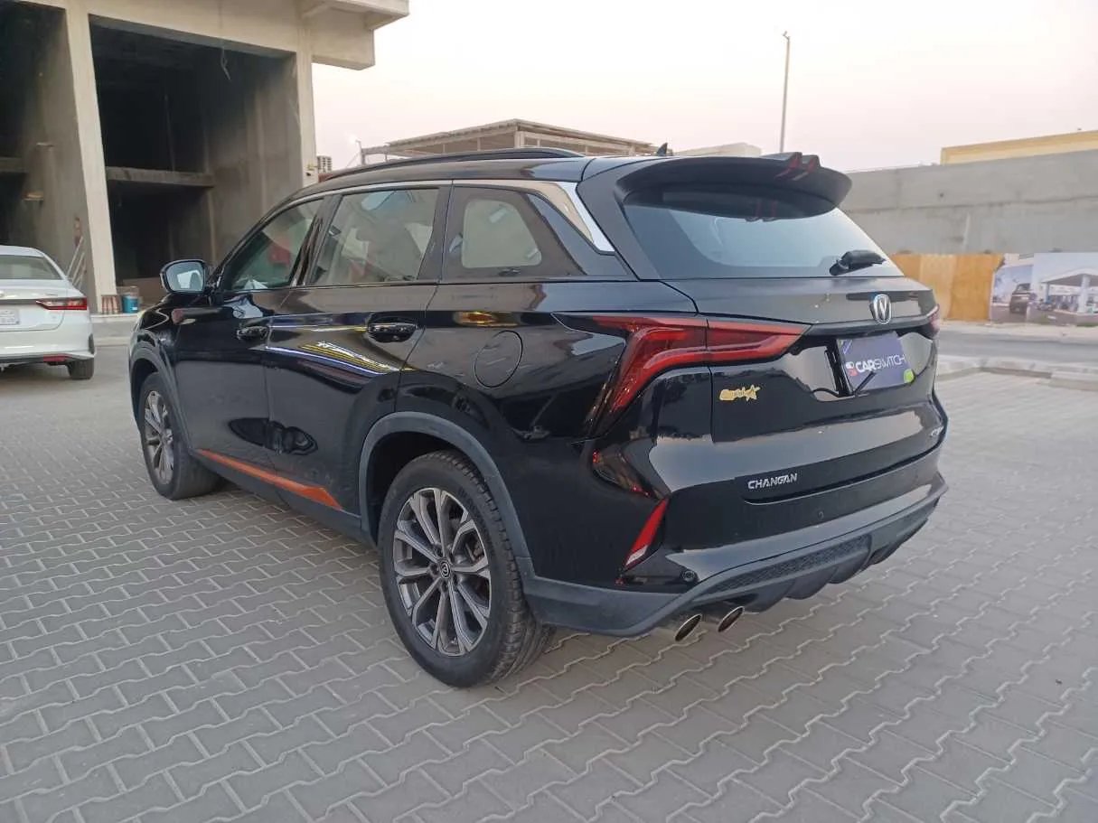 Car image 7