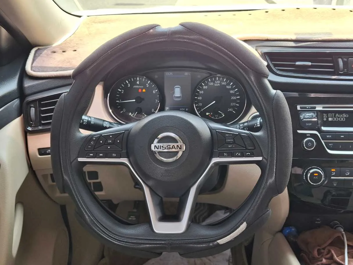 Car image 17