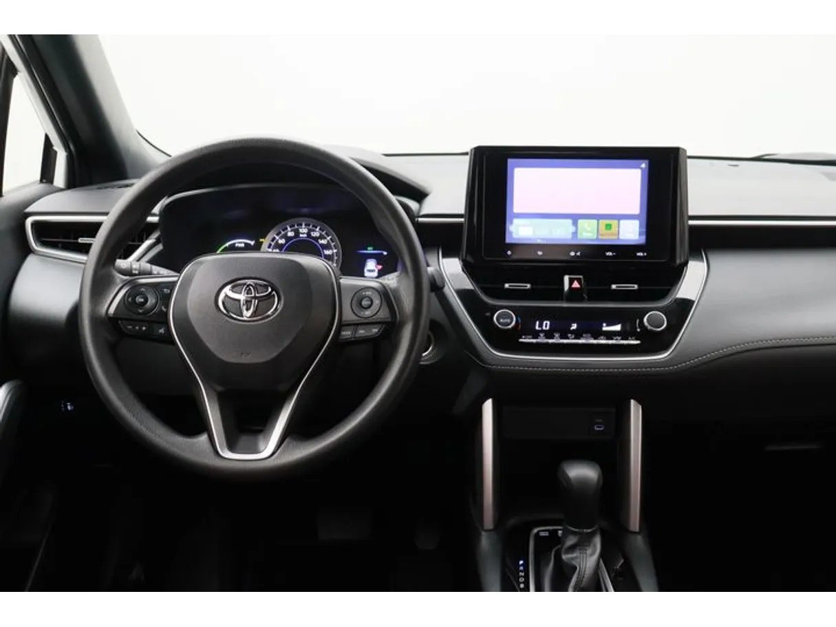 Car image 15