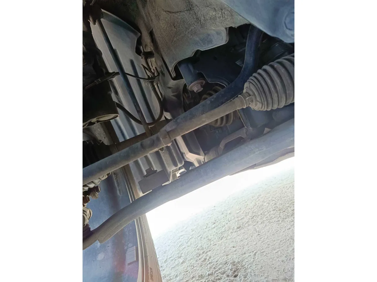 Car image 38