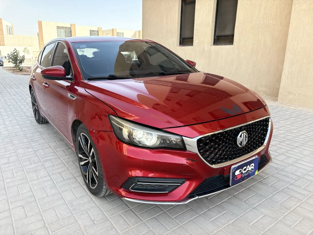 Car image 3