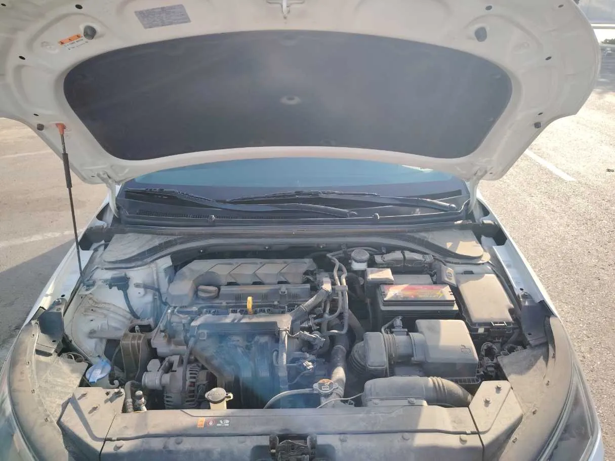 Car image 31