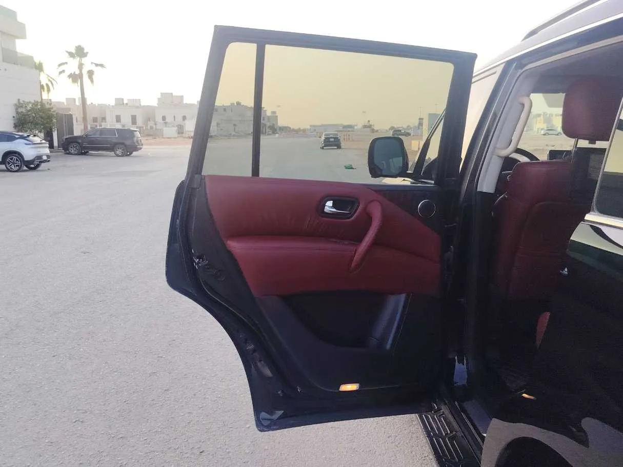 Car image 38