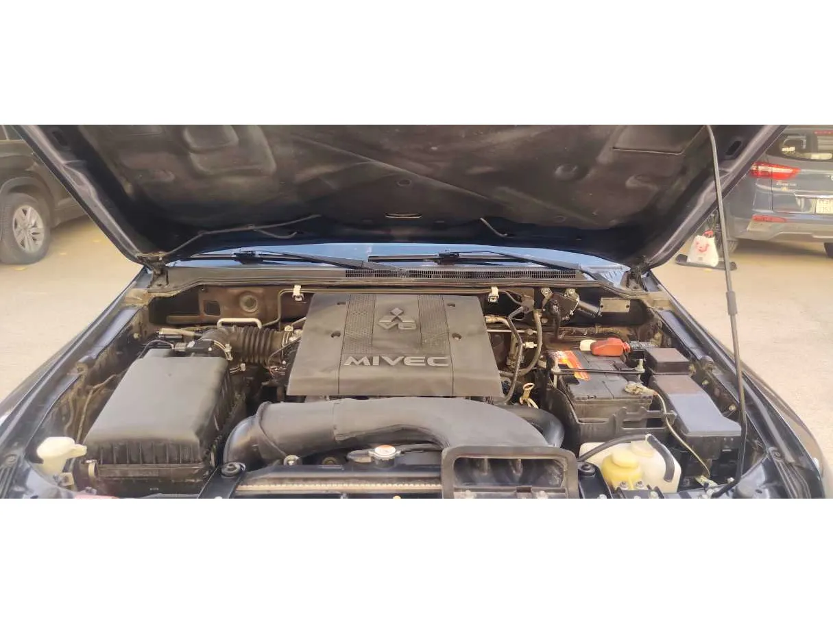 Car image 37