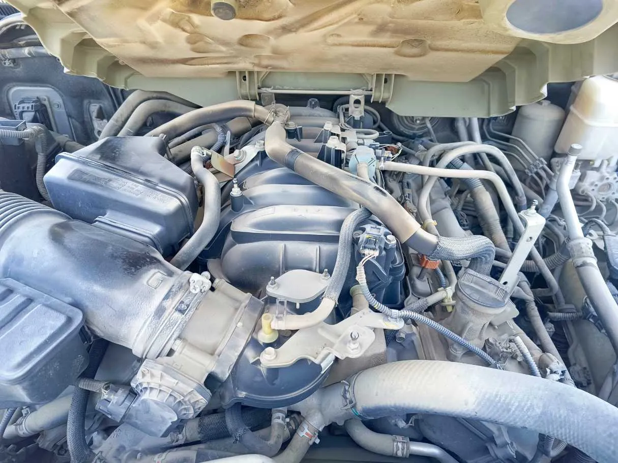 Car image 36