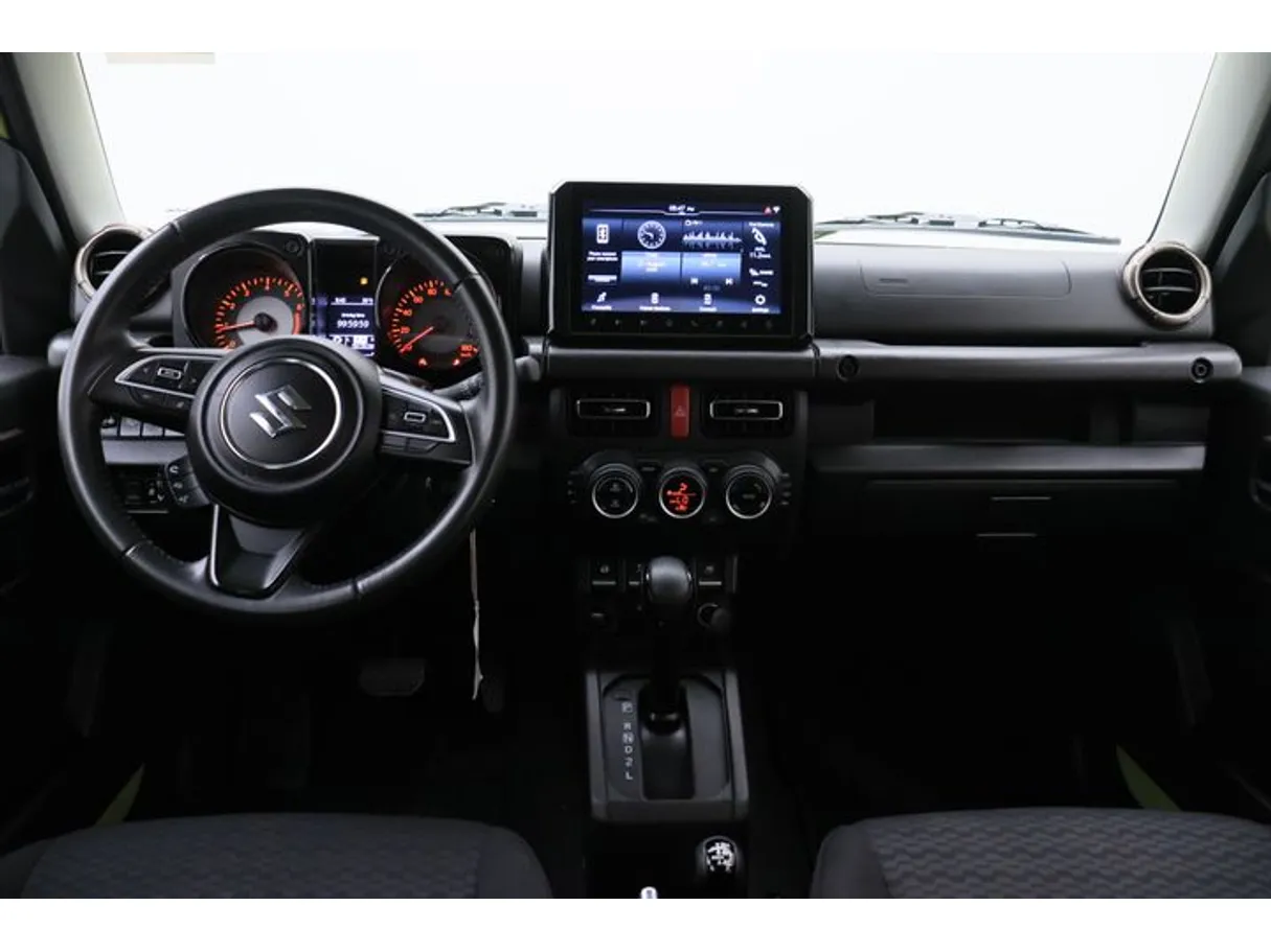 Car image 14