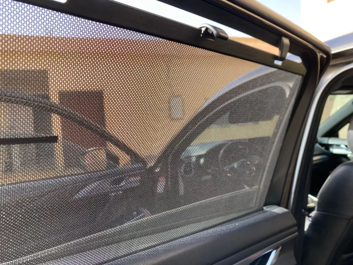 Car image 27