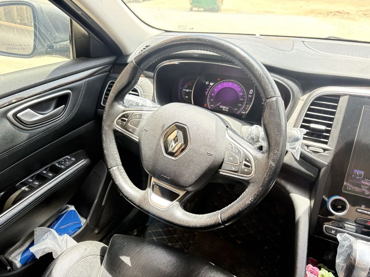 Car image 21