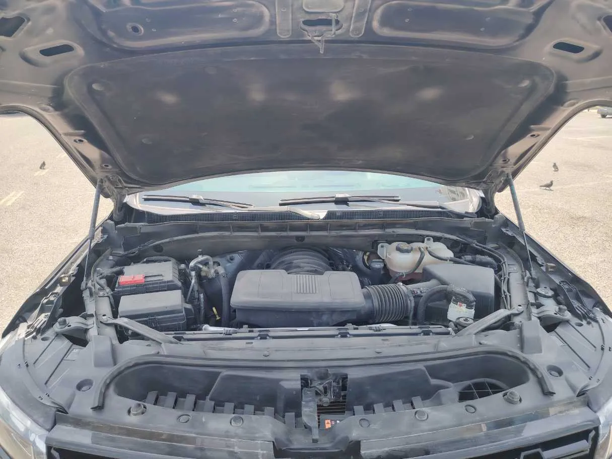 Car image 32