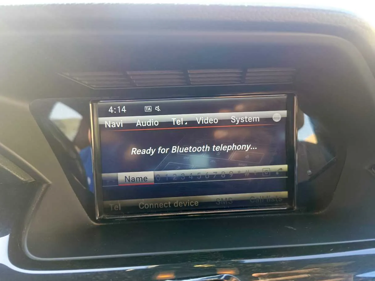 Car image 25