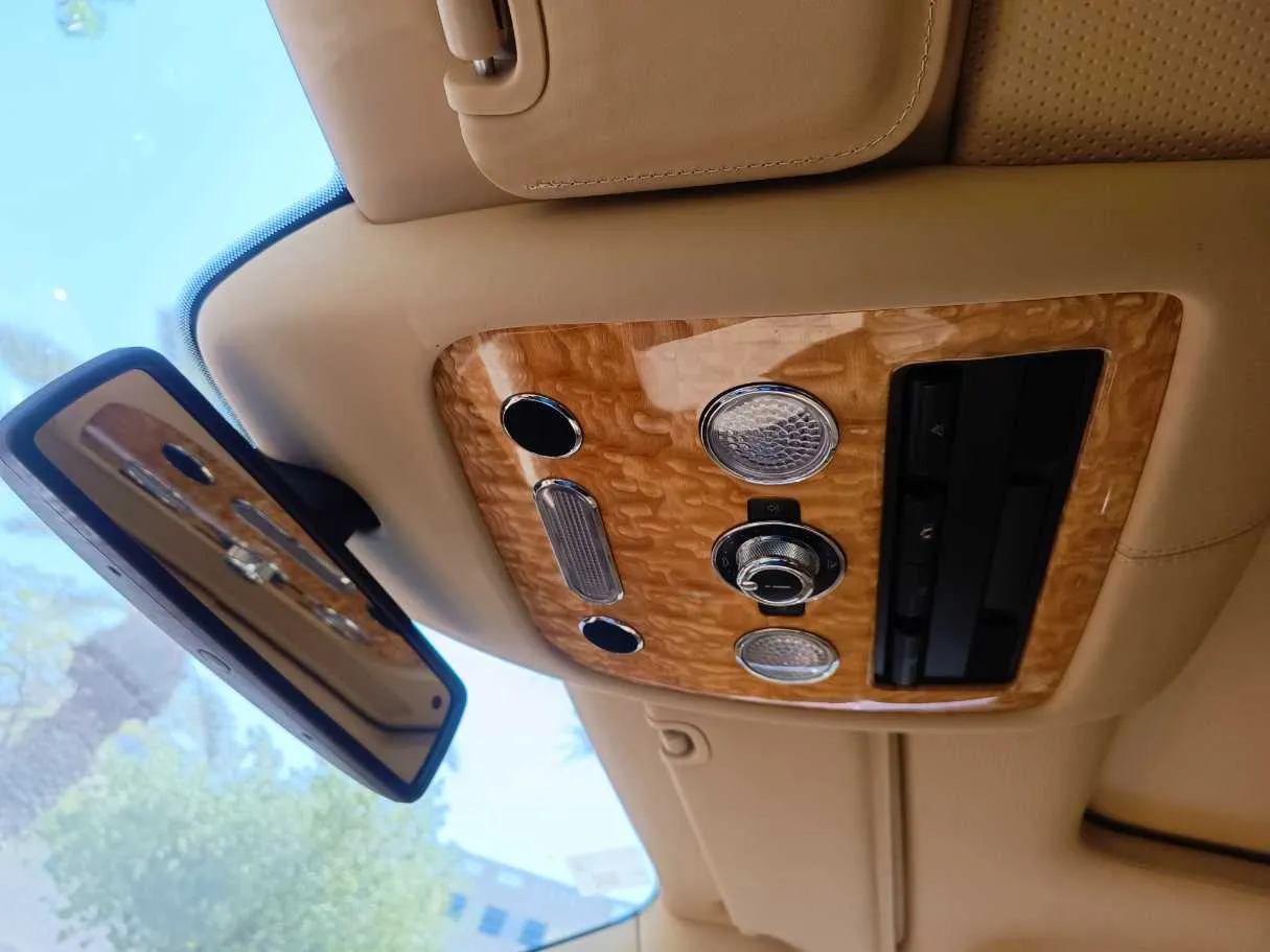Car image 41