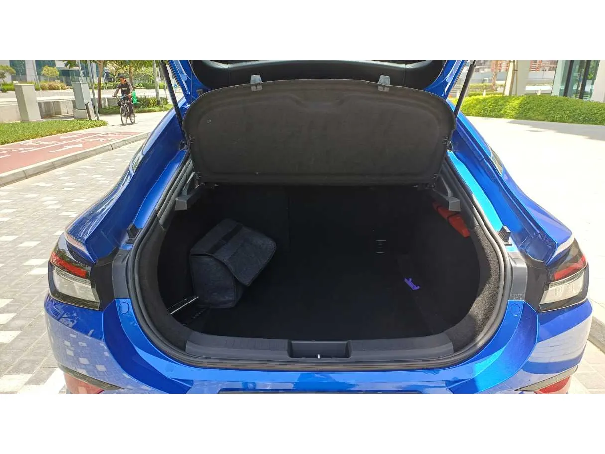 Car image 20
