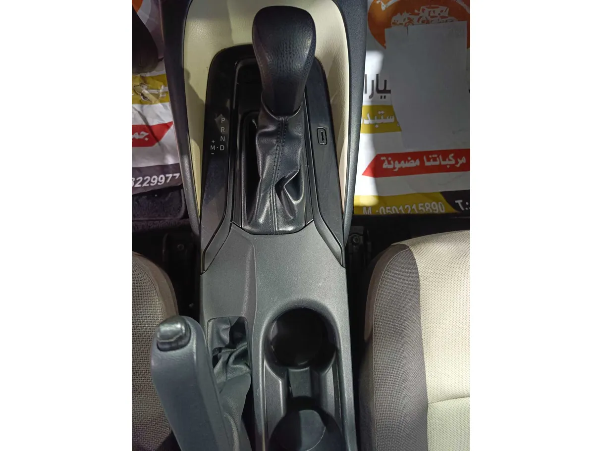 Car image 15