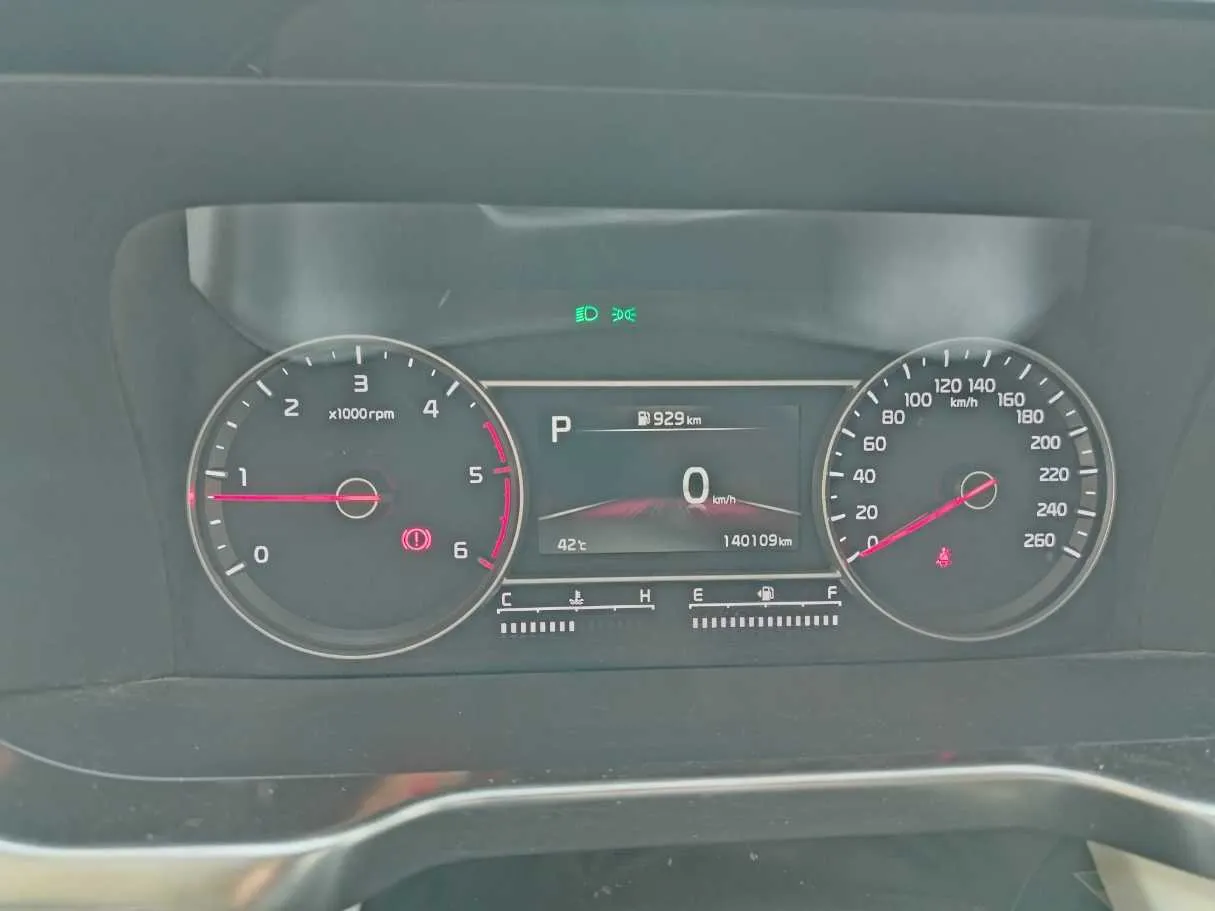 Car image 27