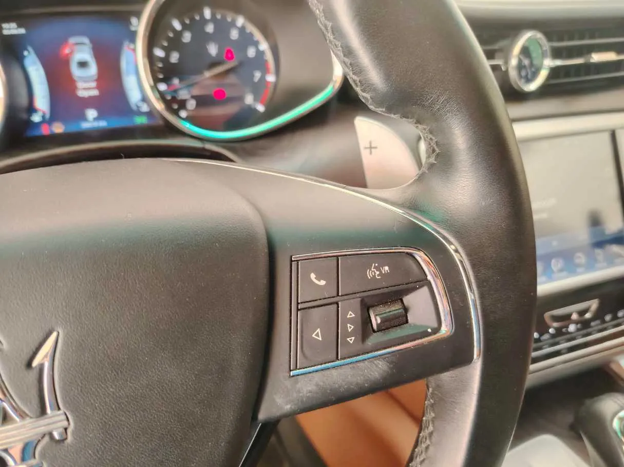 Car image 39