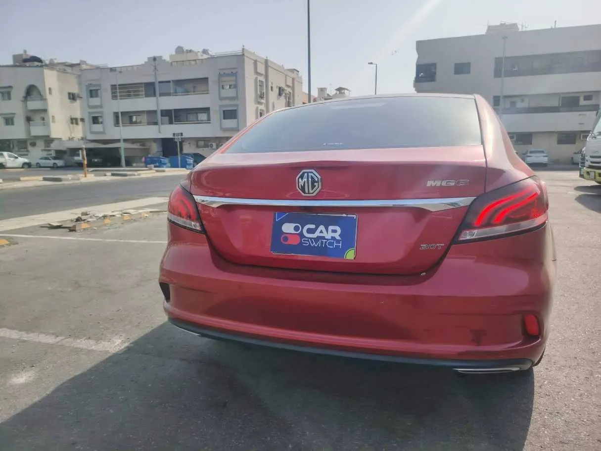 Car image 7