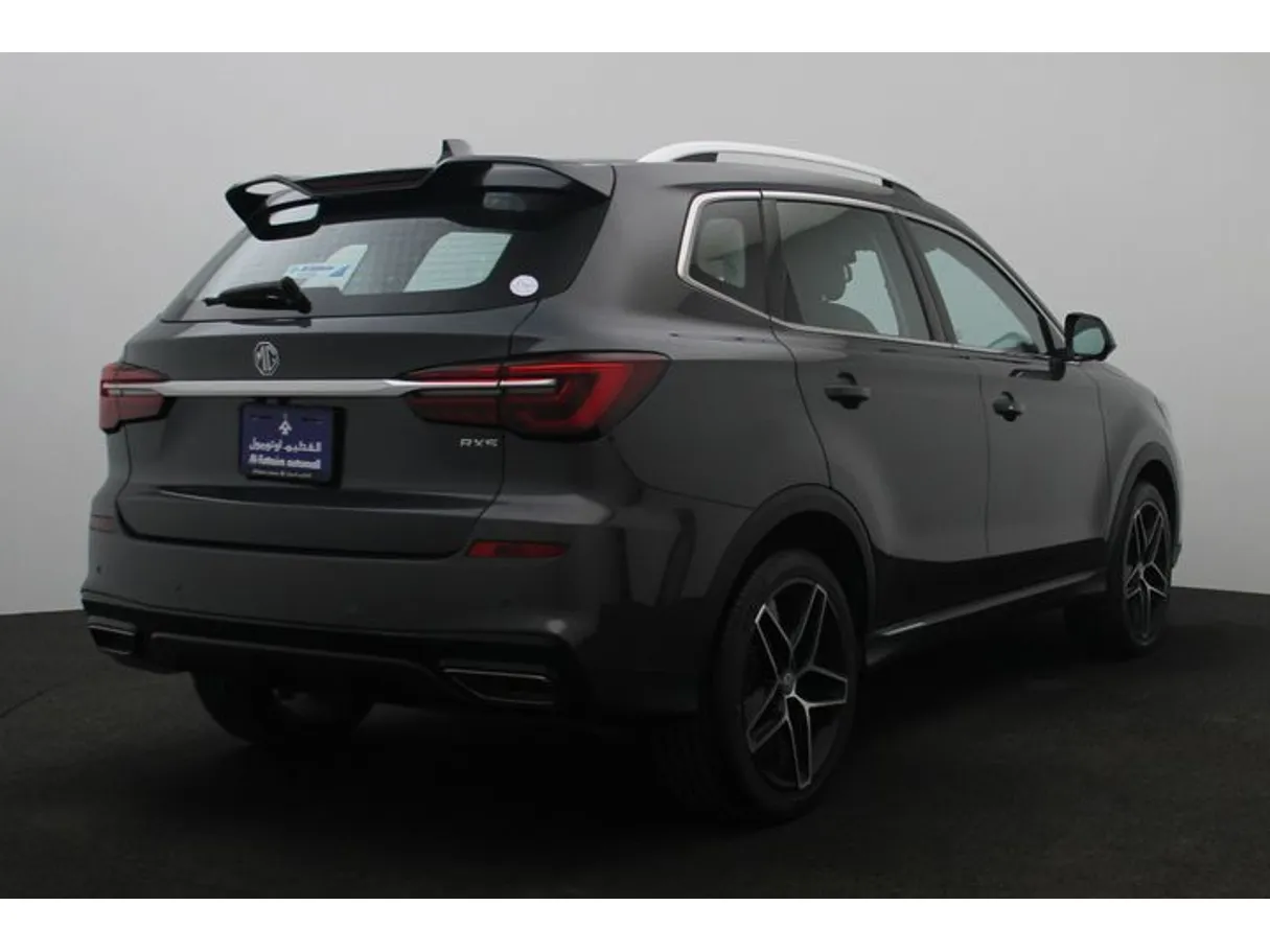 Car image 2