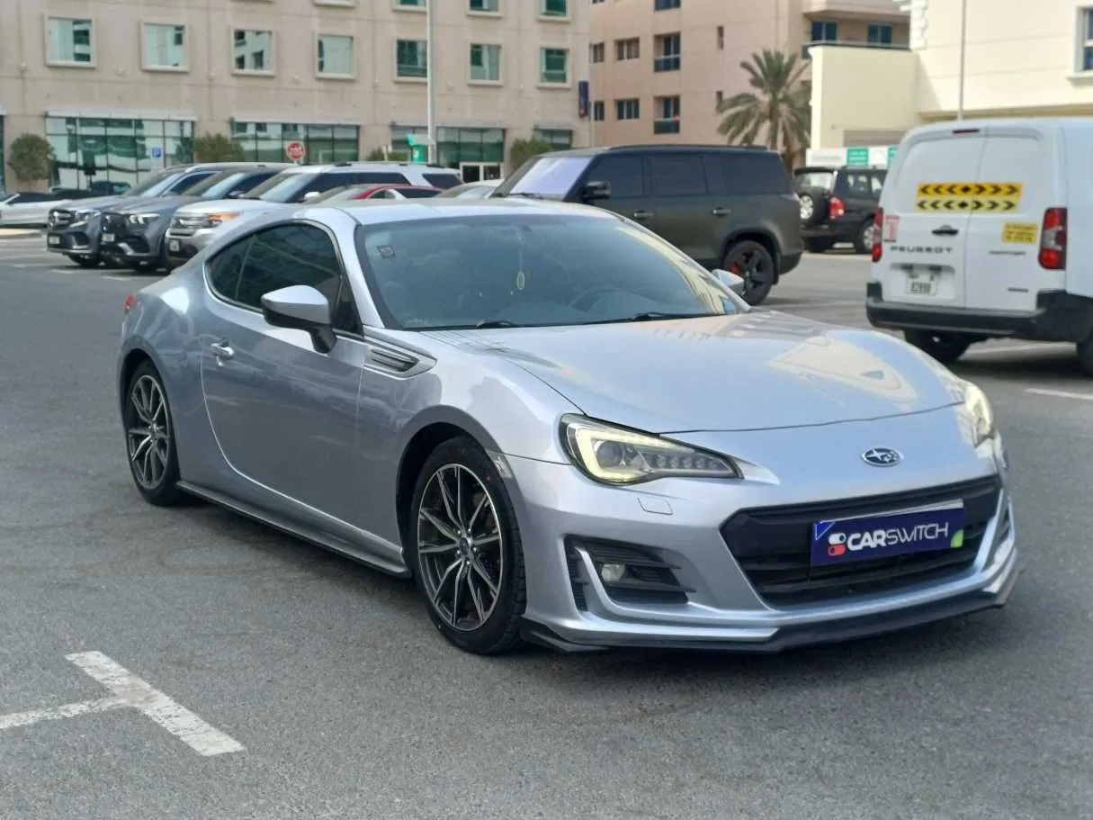 Car image 3