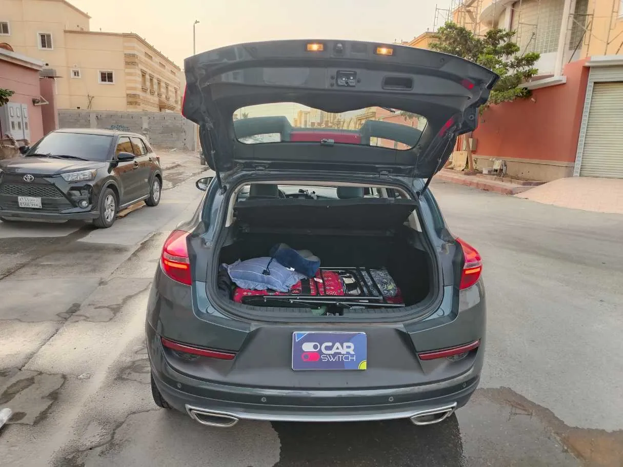 Car image 31