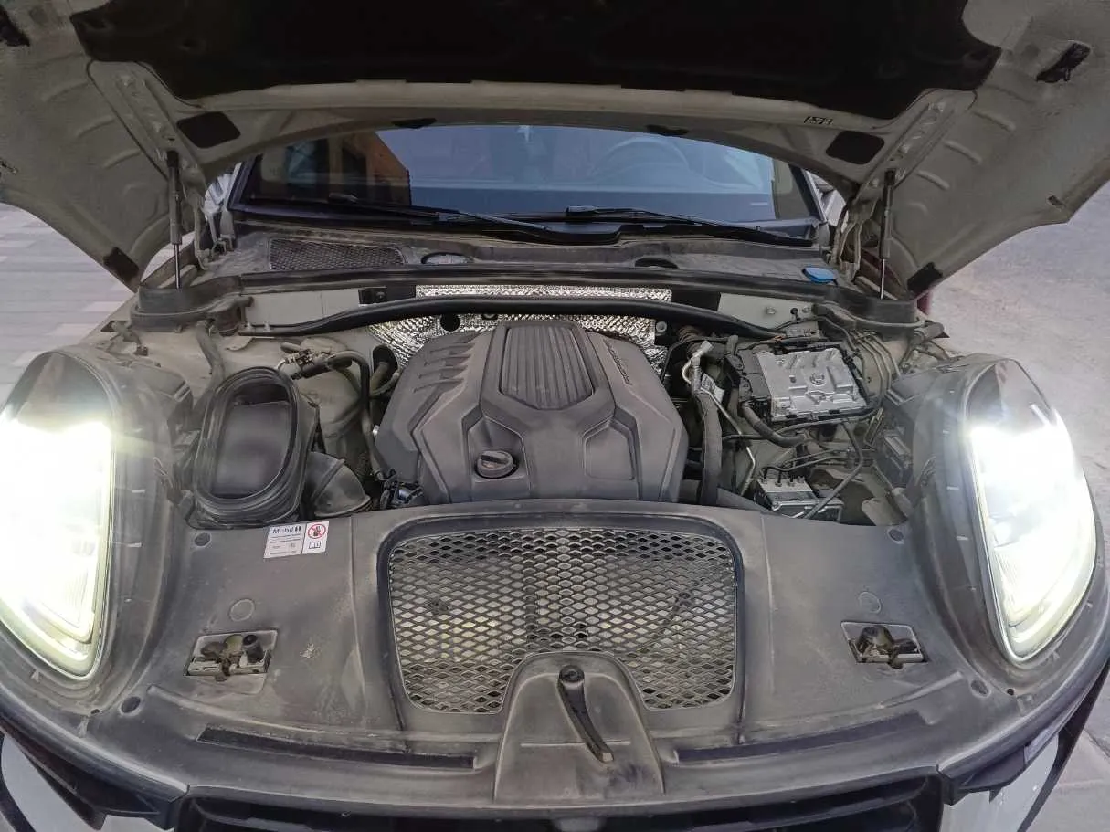 Car image 41