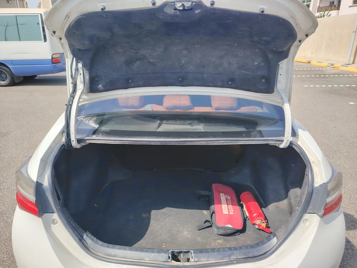 Car image 21