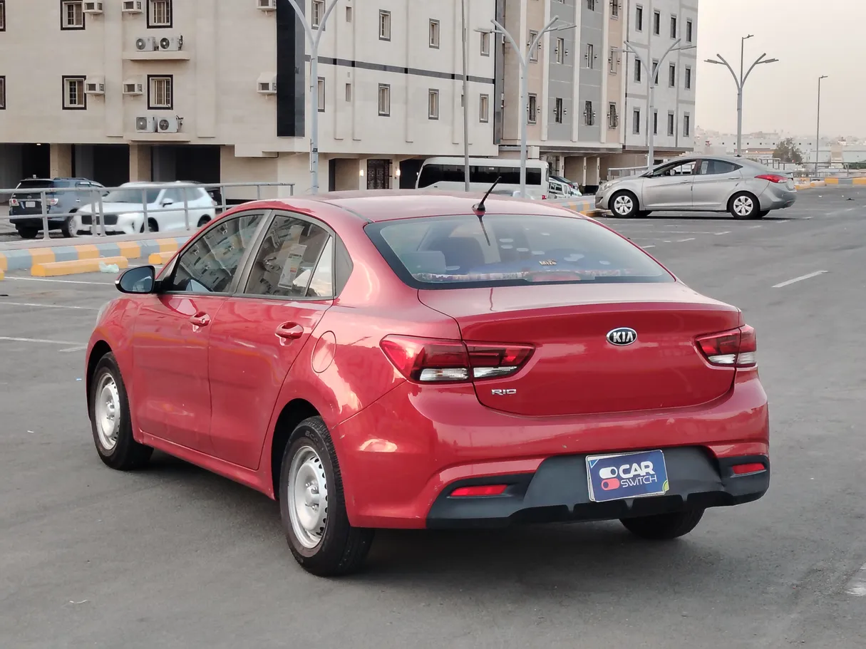 Car image 7