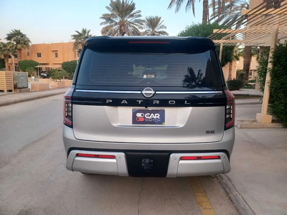 Car image 6