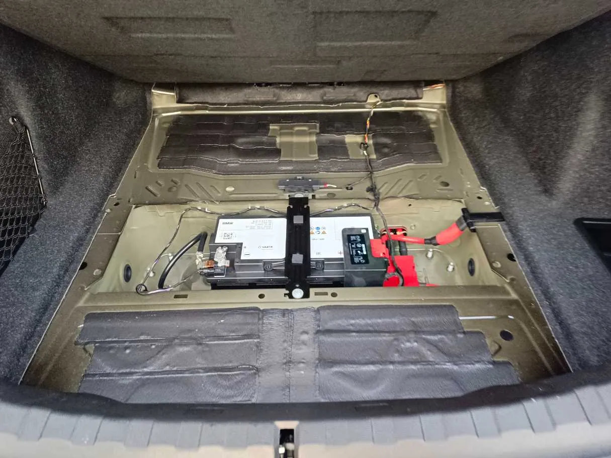 Car image 36