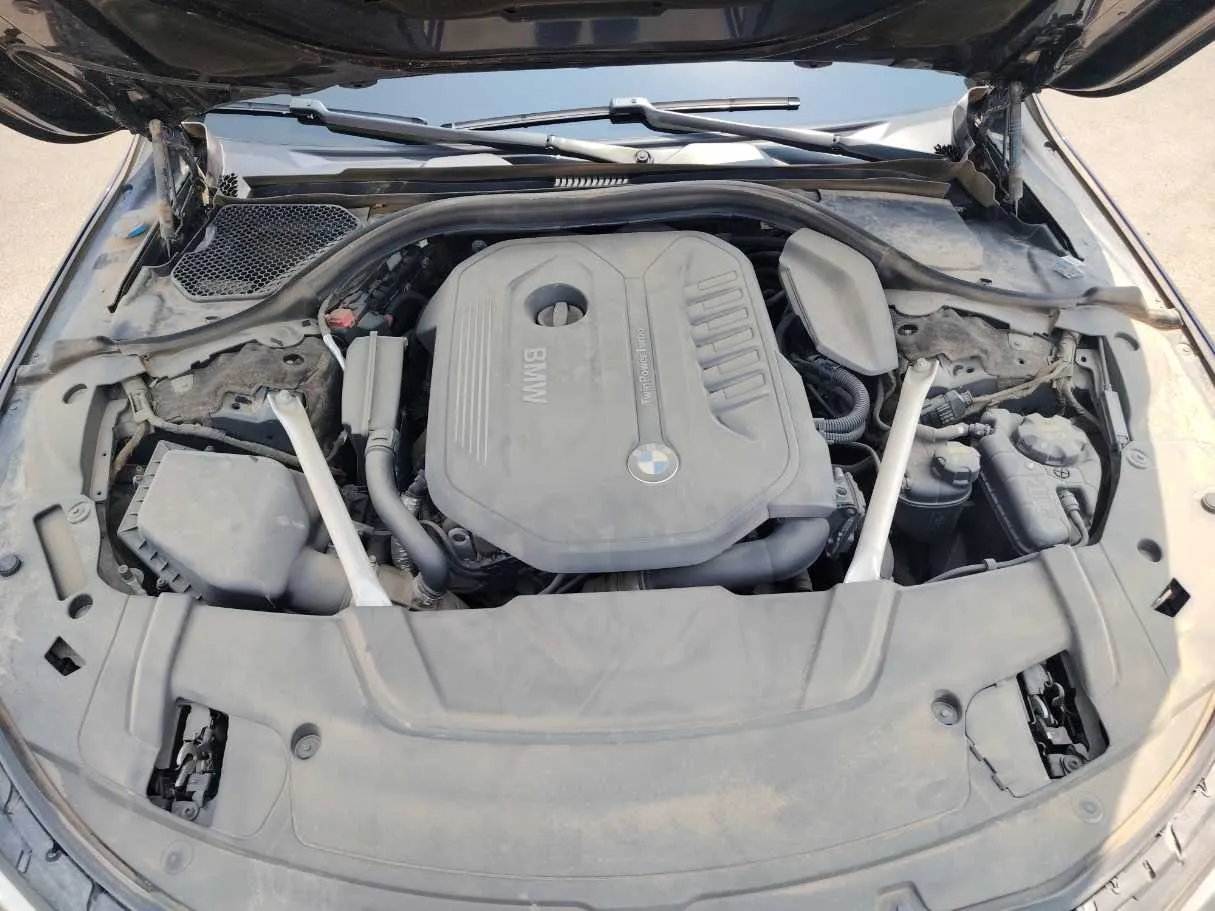 Car image 39
