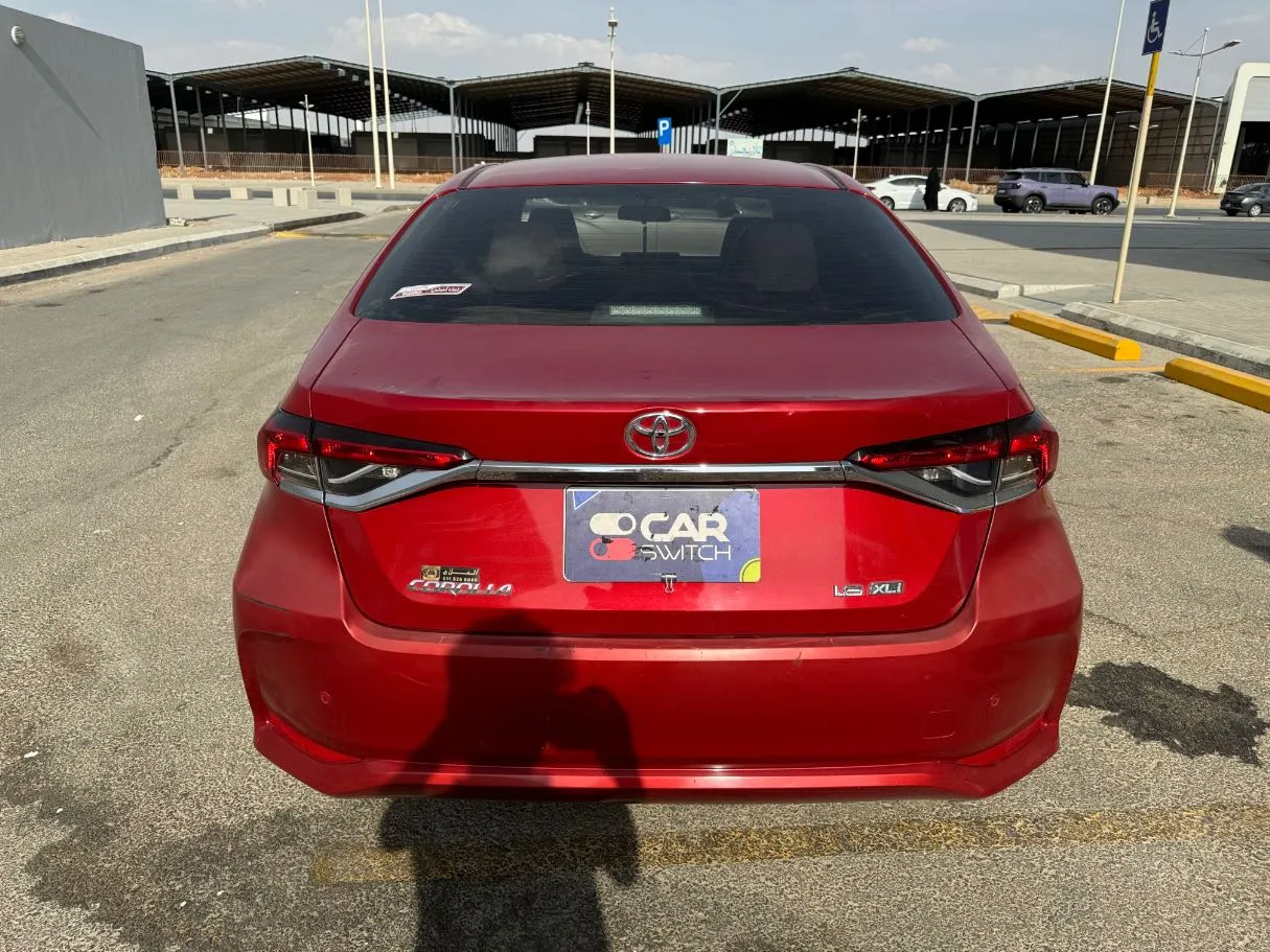 Car image 6