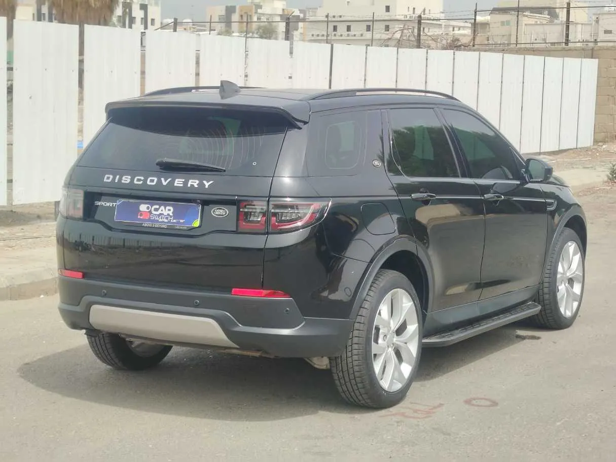 Car image 5