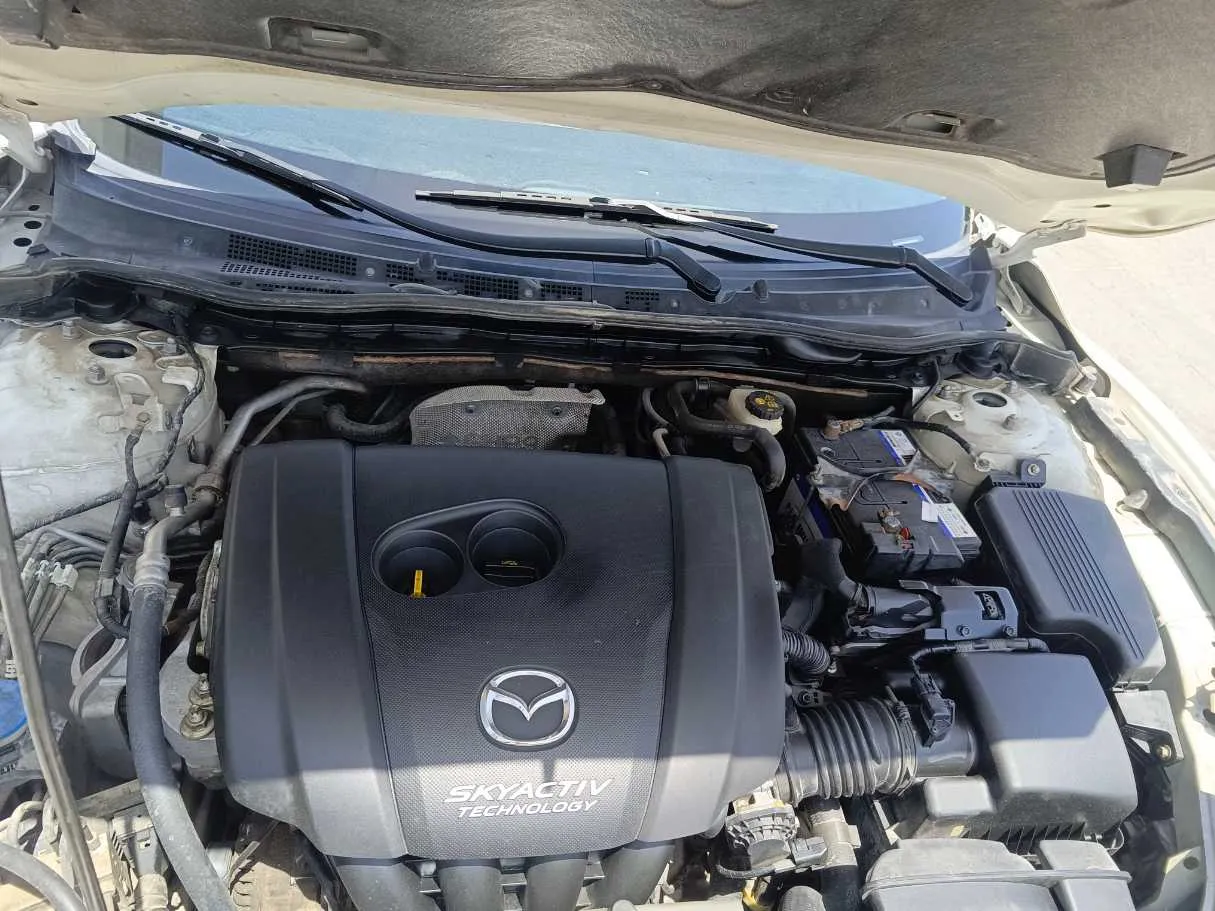 Car image 35