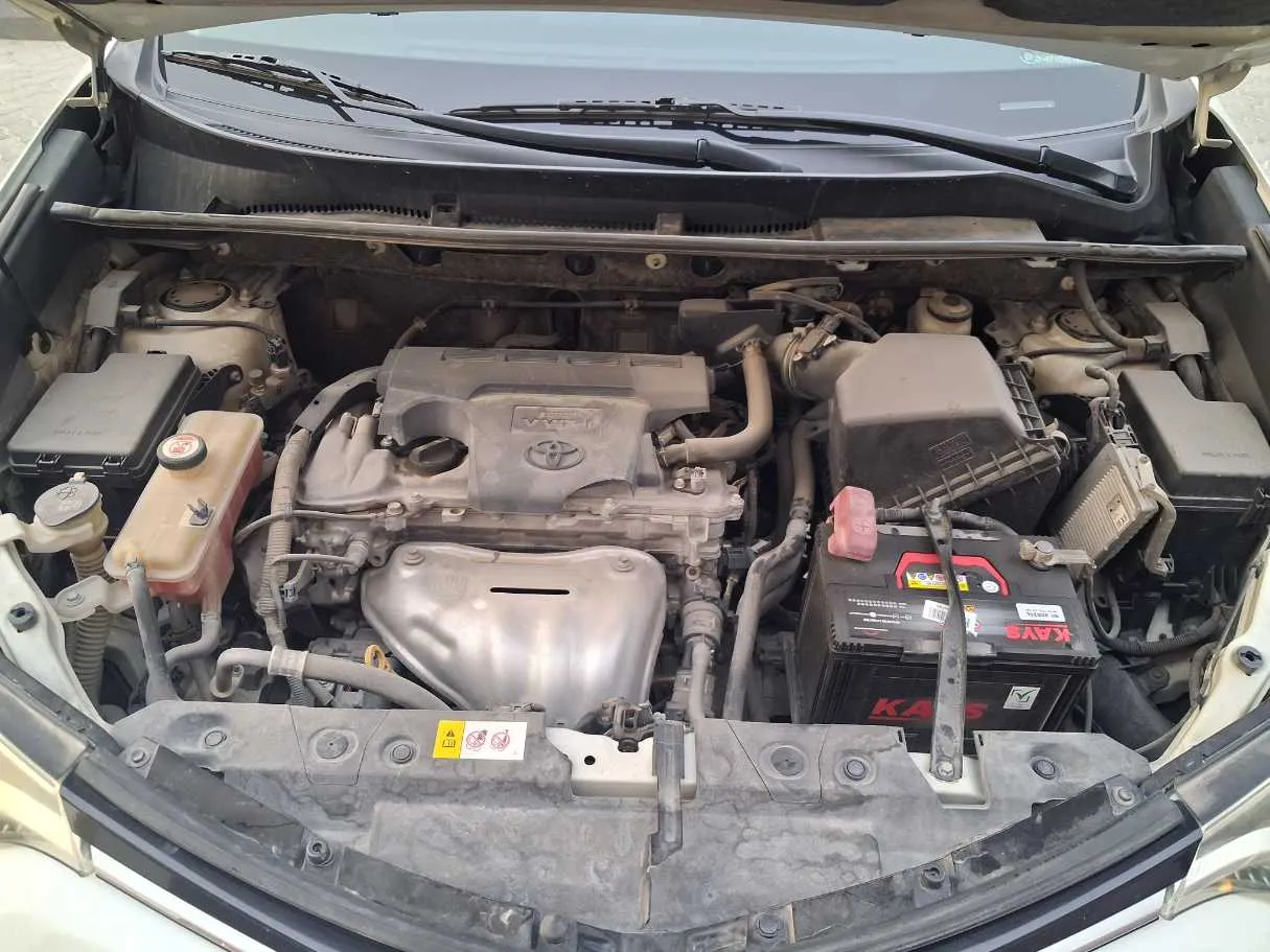 Car image 21