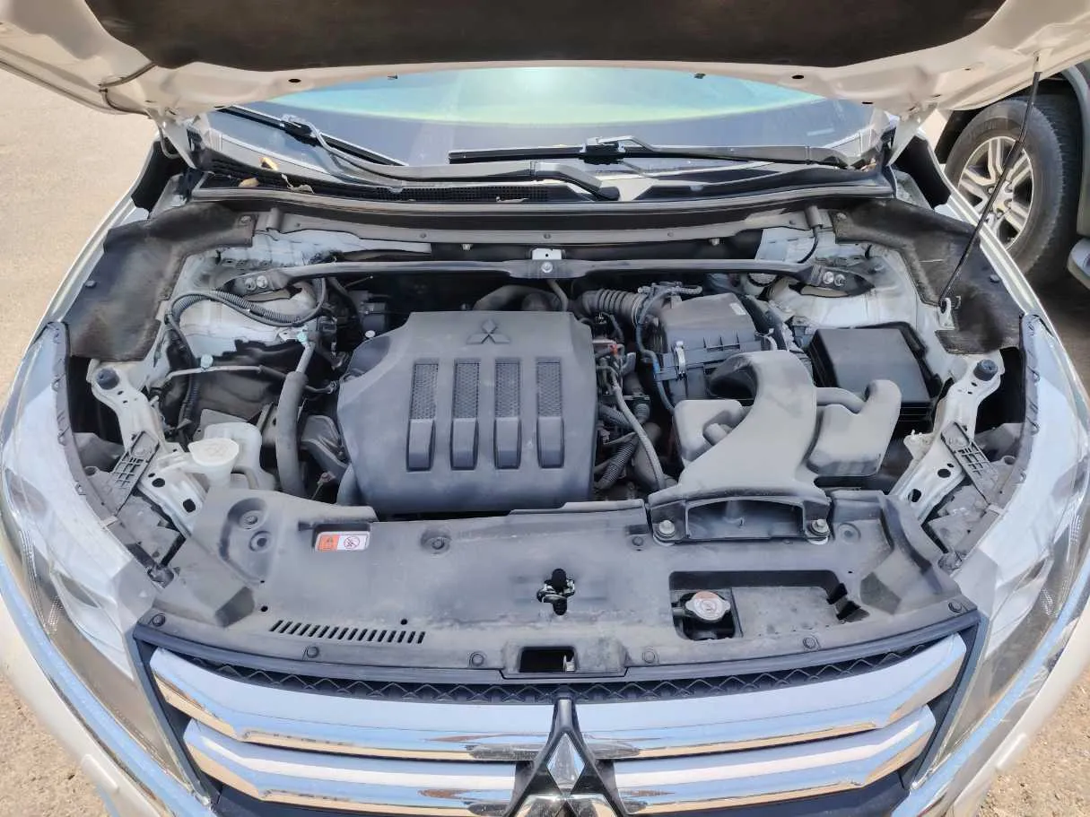 Car image 35
