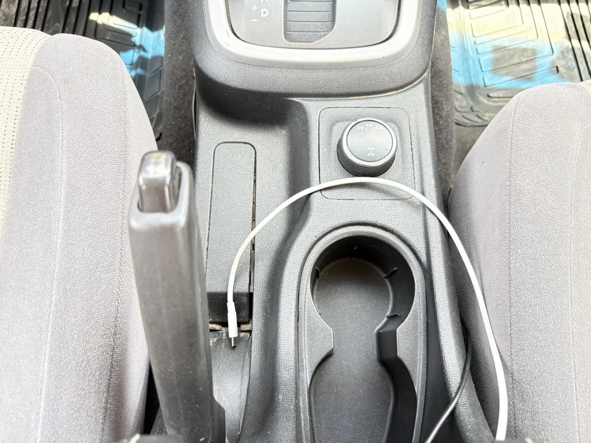 Car image 20