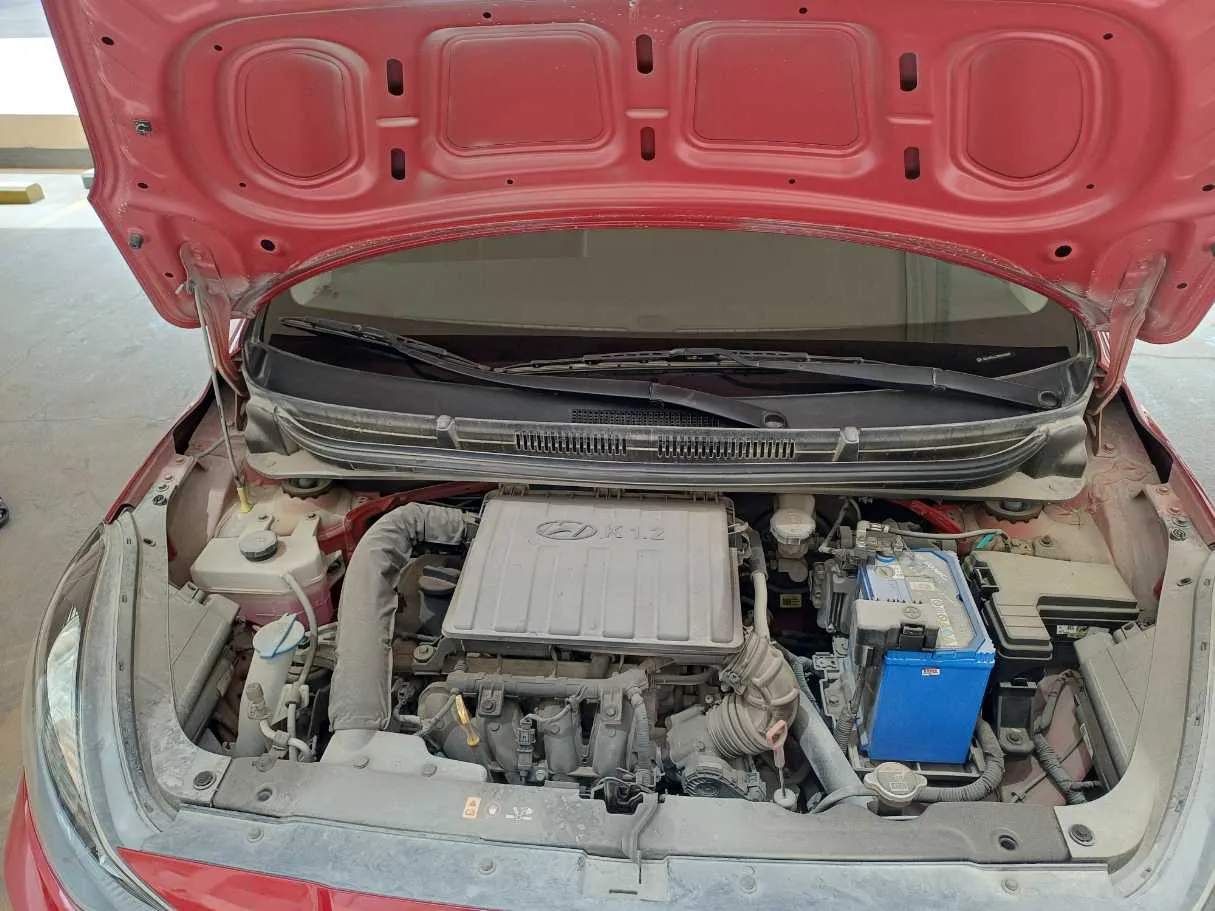 Car image 22