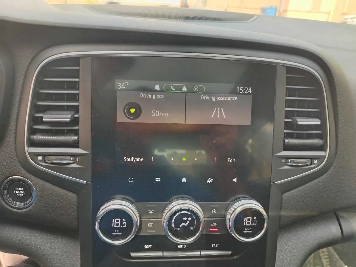 Car image 27