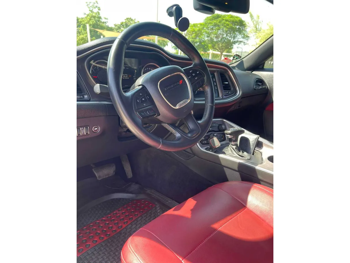 Car image 22