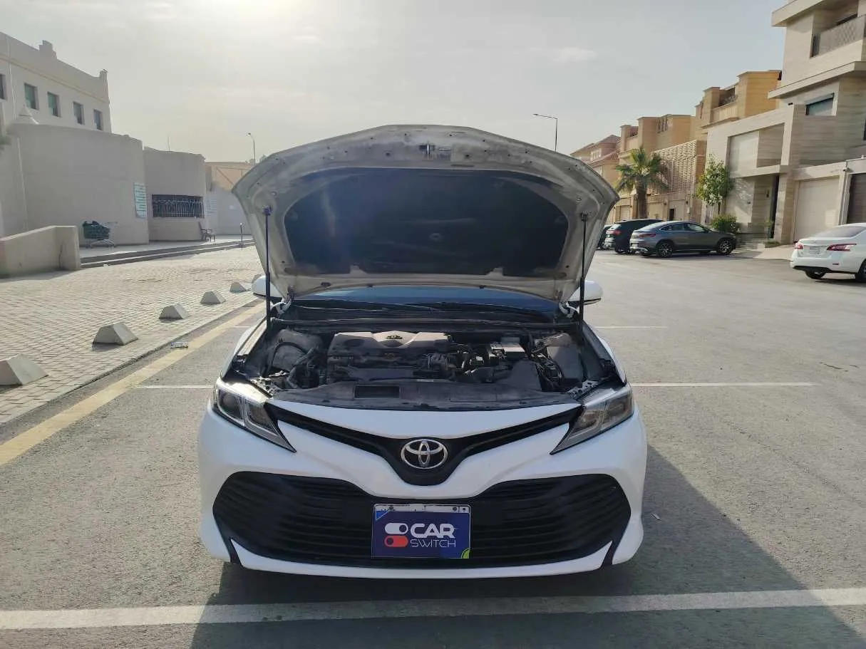 Car image 22