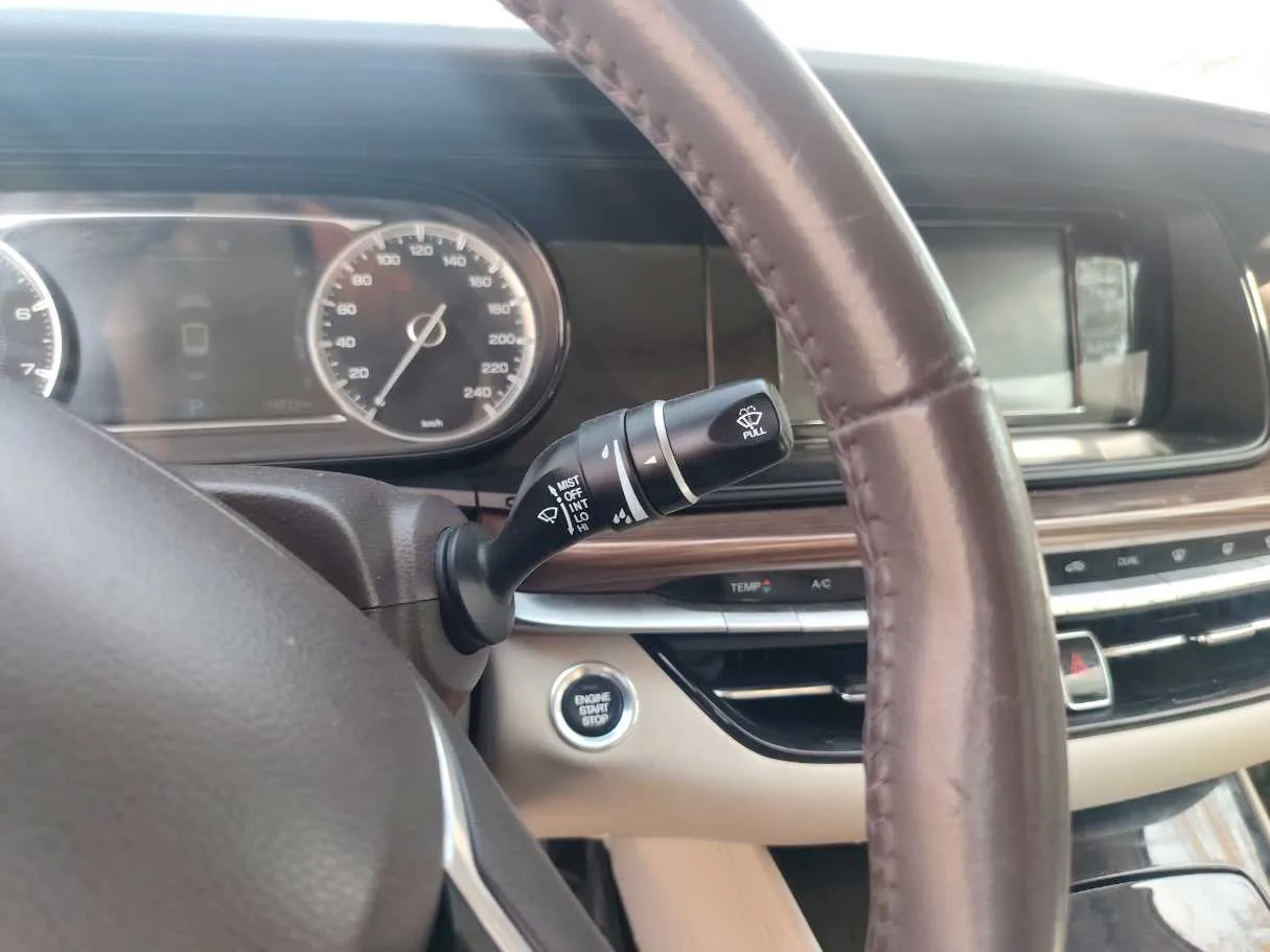 Car image 22