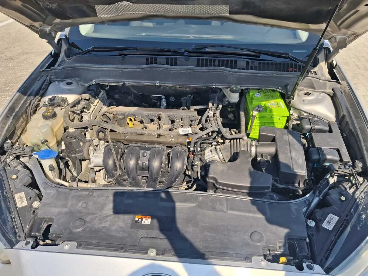 Car image 18