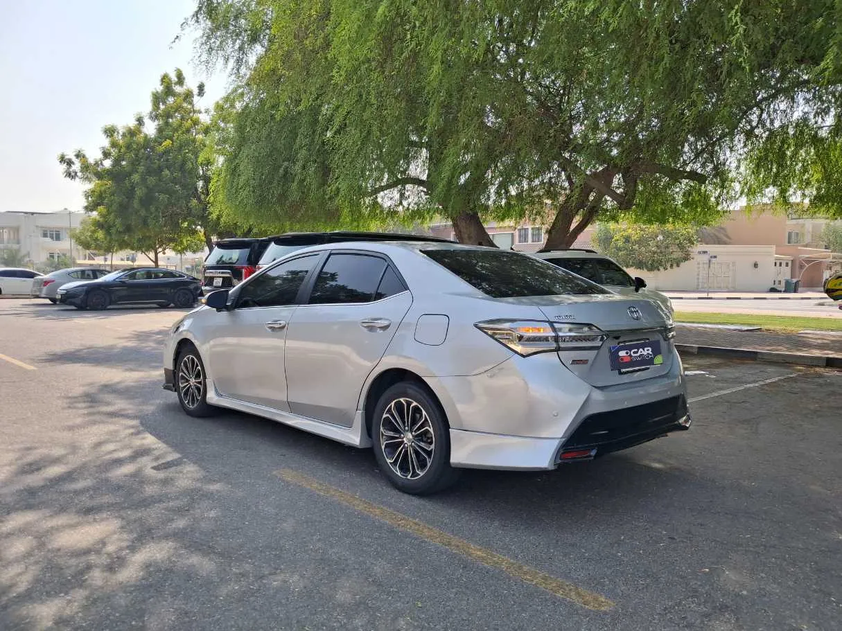 Car image 7