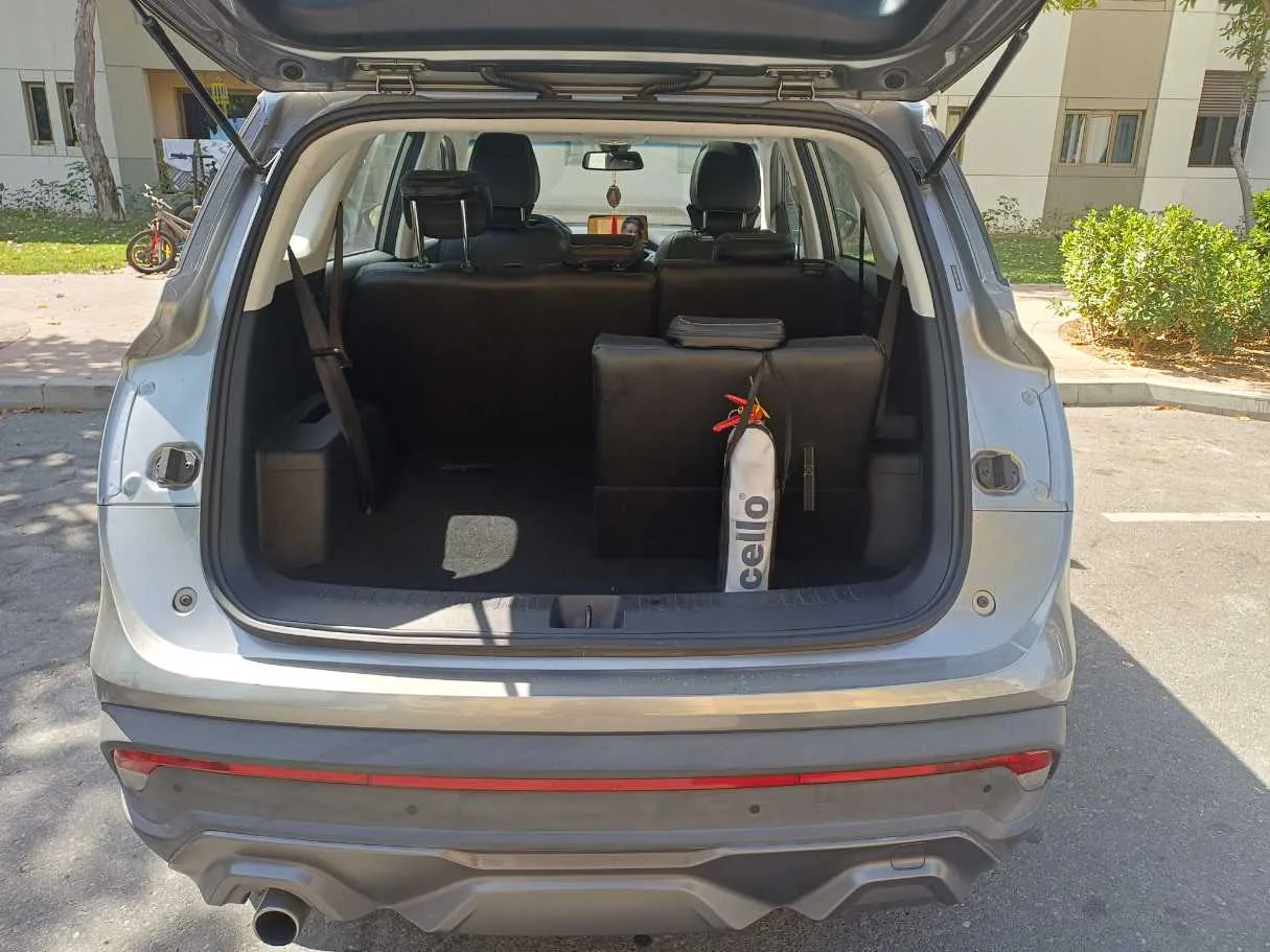 Car image 22