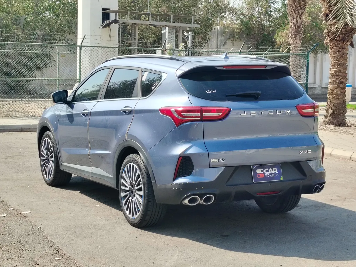 Car image 7