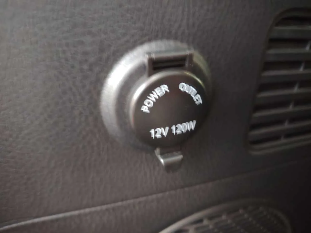 Car image 34