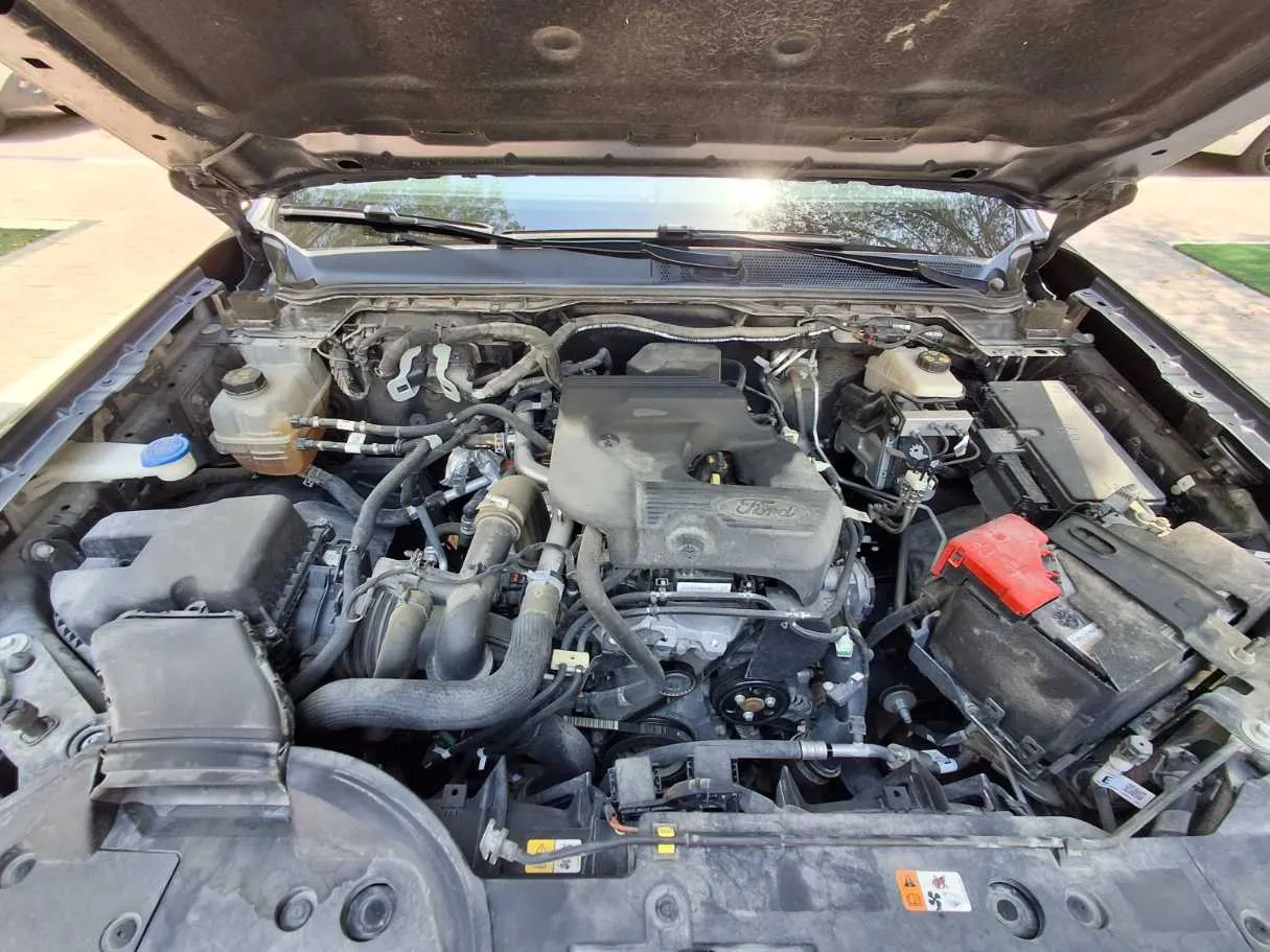 Car image 23