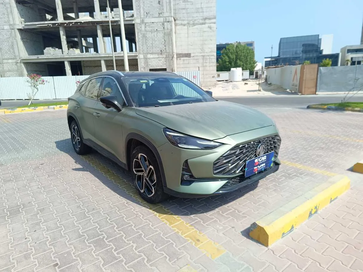 Car image 3