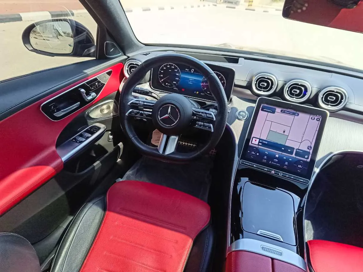 Car image 30