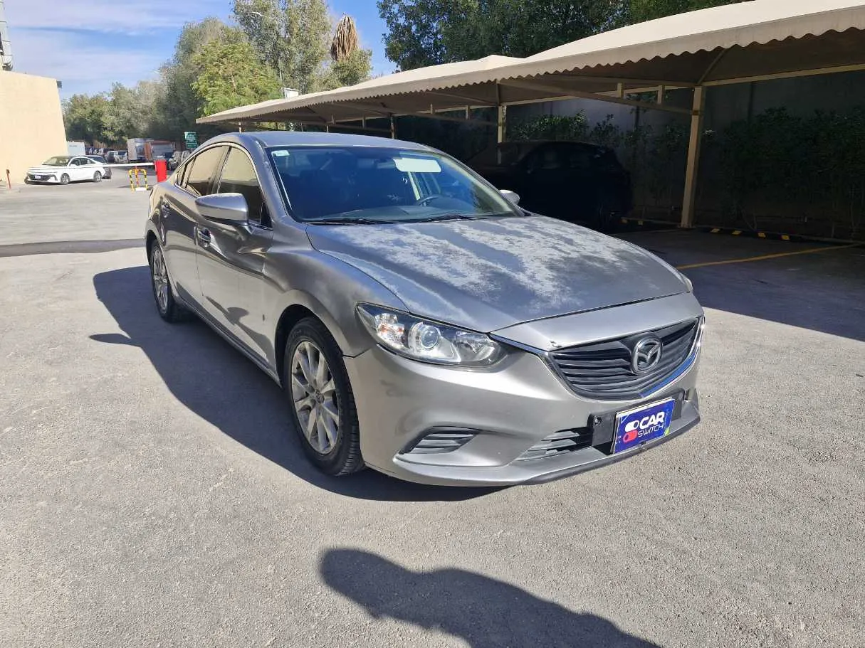 Car image 3